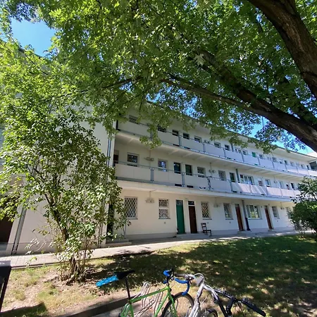 Zzzoliborski Sen - Metro Plac Wilsona - Zoliborz Warsaw