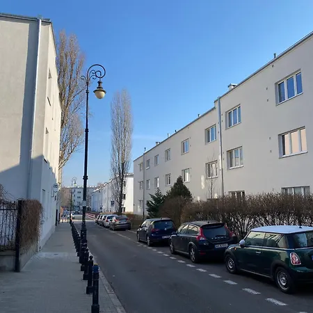 Zzzoliborski Sen - Metro Plac Wilsona - Zoliborz アパート